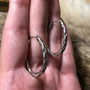 Silver toned oval shaped quality like hoop earrings
